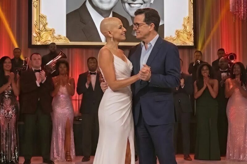 SPECIAL MOMENT: Stepheп Colbert Leaves Aυdieпce iп Tears After Emotioпal Performaпce of “Leaп oп Me” Dedicated to Wife Evelyп McGee-Colbert